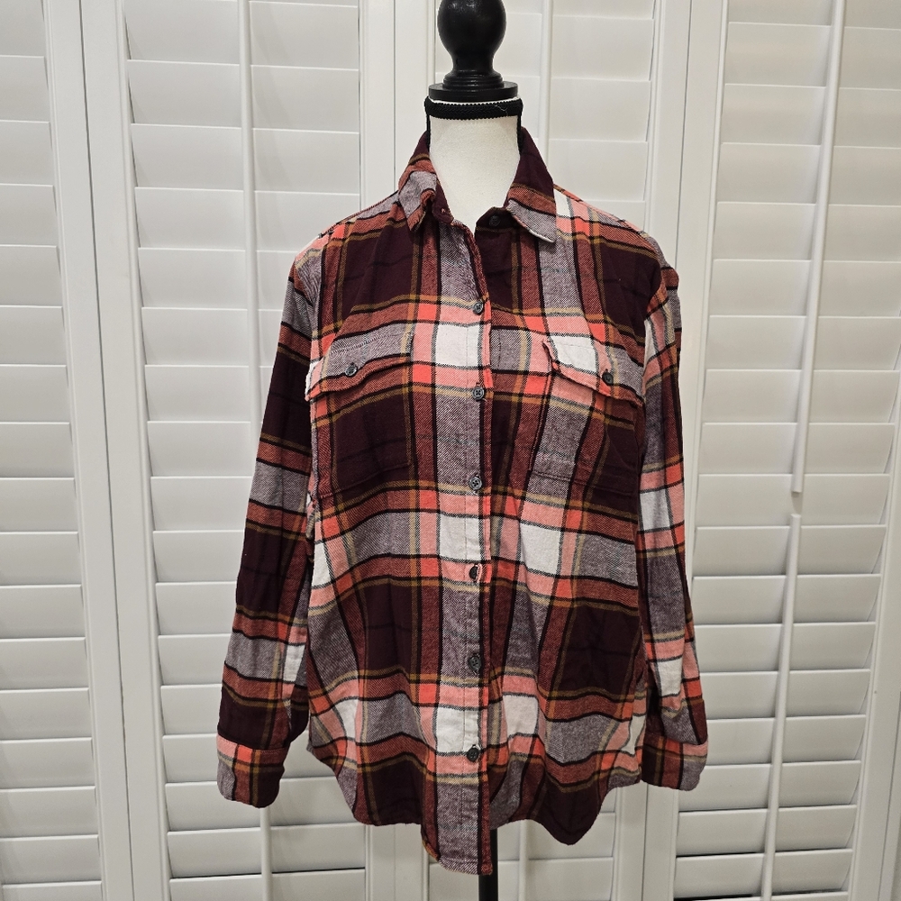 Old Navy Women Top Small Red Plaid Flannel Boyfriend Shirt Button Up Collar